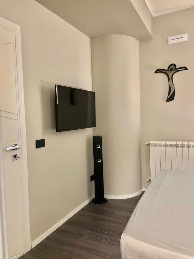 Relais Casa Via Generale Del Buono 13 Milazzo Apartment Luaran gambar