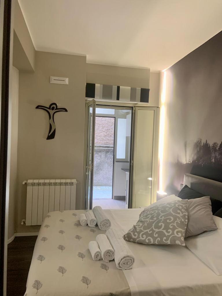 Relais Casa Via Generale Del Buono 13 Milazzo Apartment Luaran gambar
